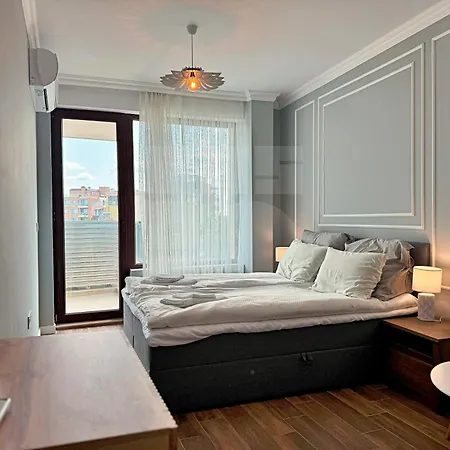 Апартаменты Skyline 42 *